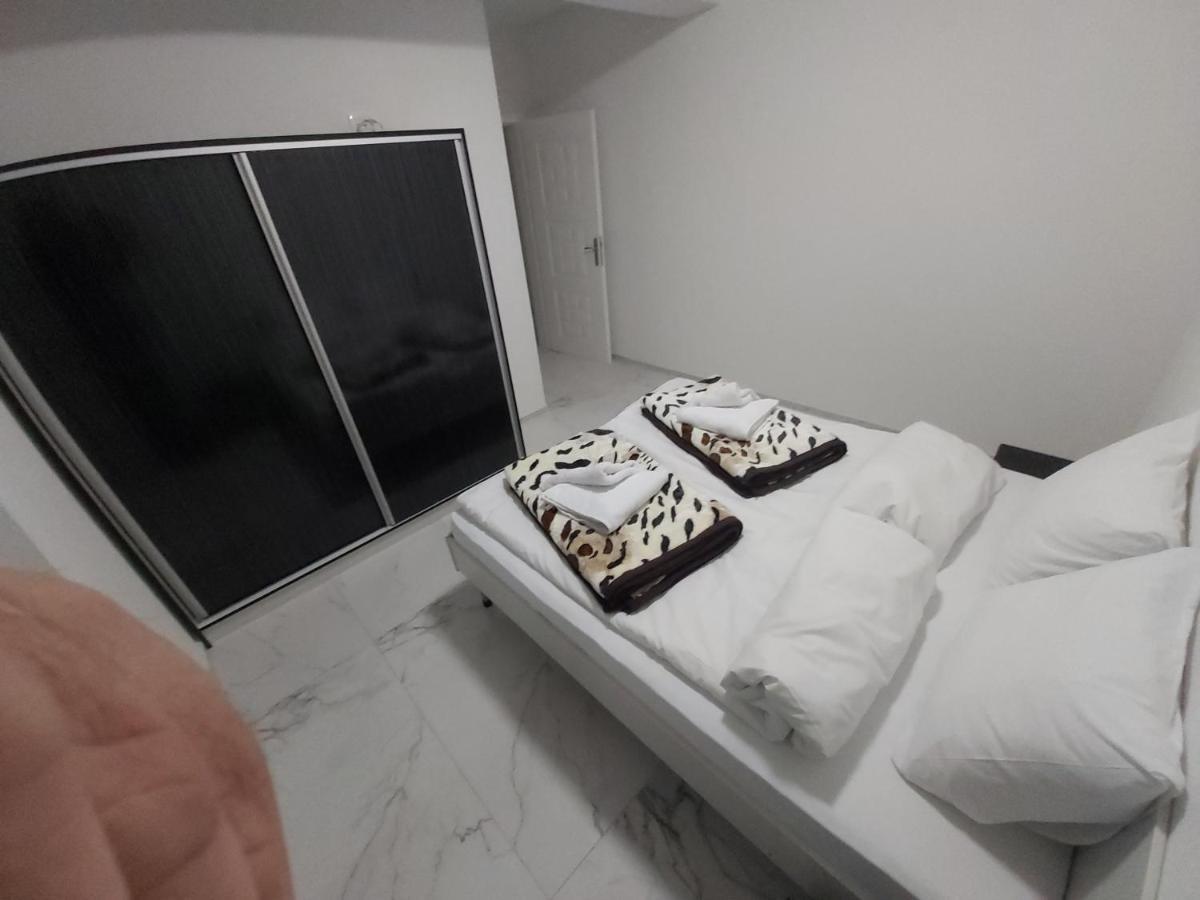 Xxl Apartments City Centar 1 Manastır Dış mekan fotoğraf